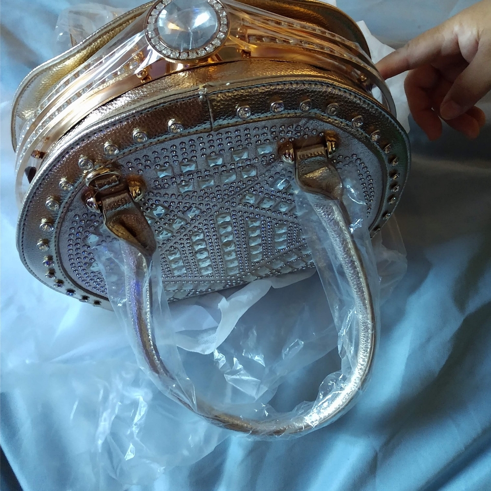 Golden Rhinestone Bag - Picture 3 of 3